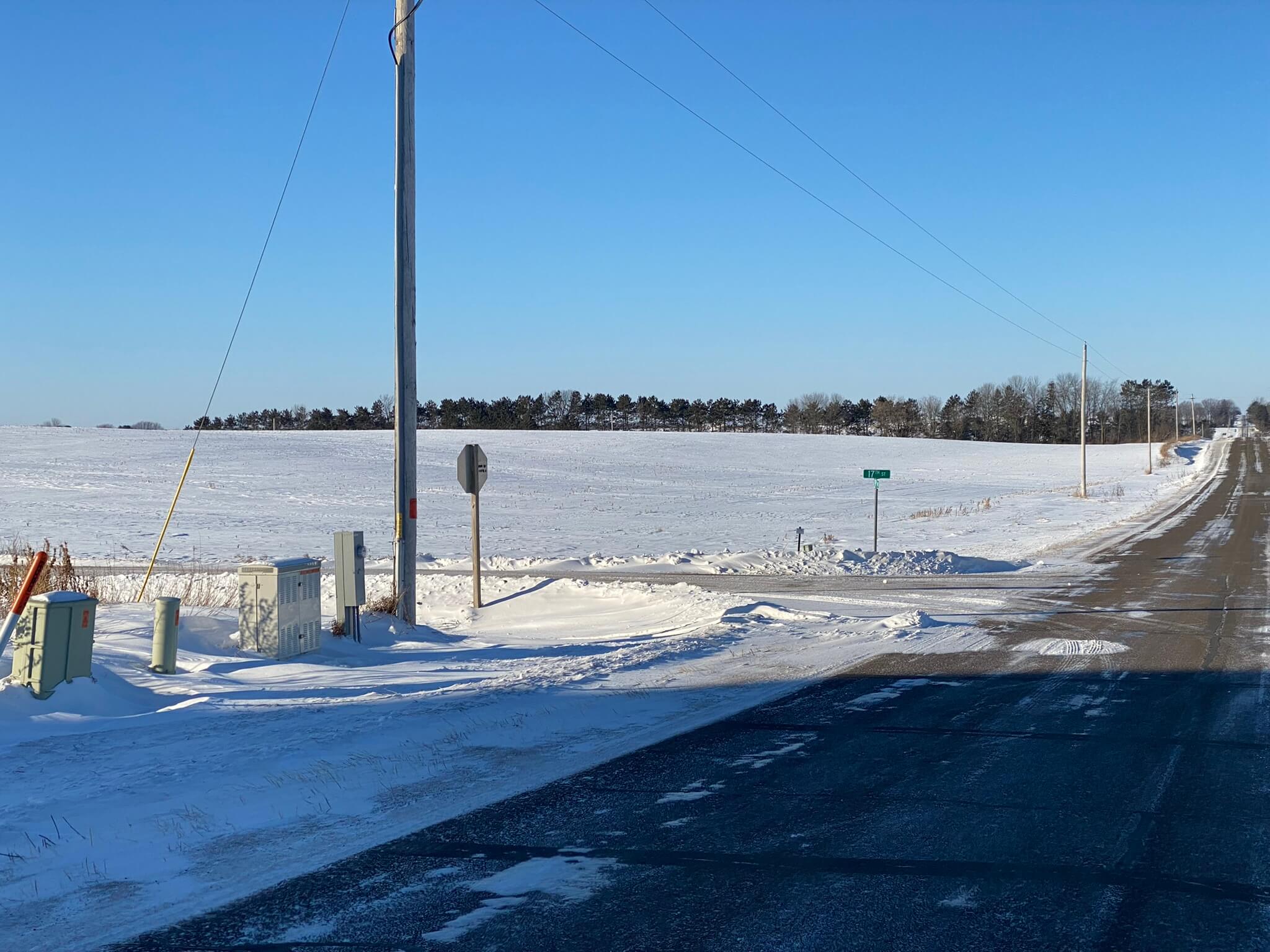 Frozen out: 25 years of broadband failure in rural northern Wisconsin - Abe  Voelker